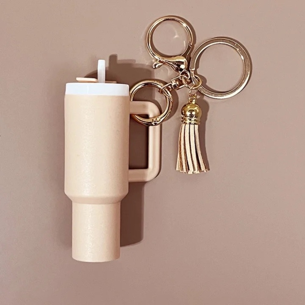 BUY NOW- Tumbler Bag Charm and Lip Balm Holder - Picture 9 of 13